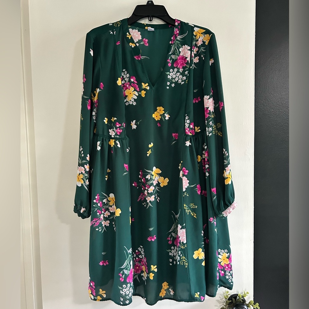 Old Navy green long sleeve mini/midi